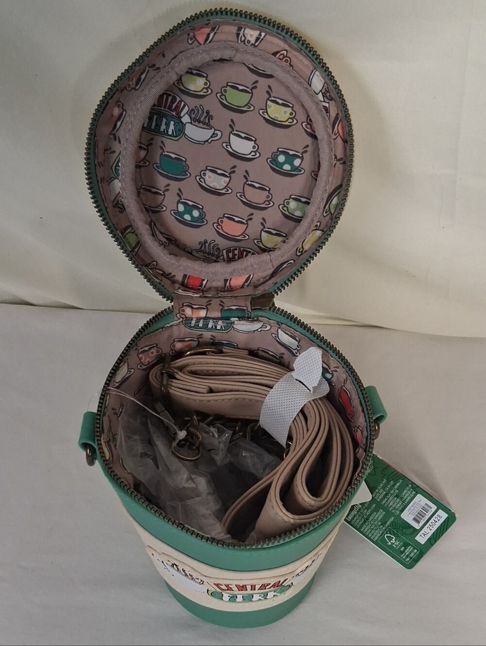 NEW Loungefly Friends Central Perk Coffee Cup Figural Scented Crossbody Bag - Picture 6 of 12